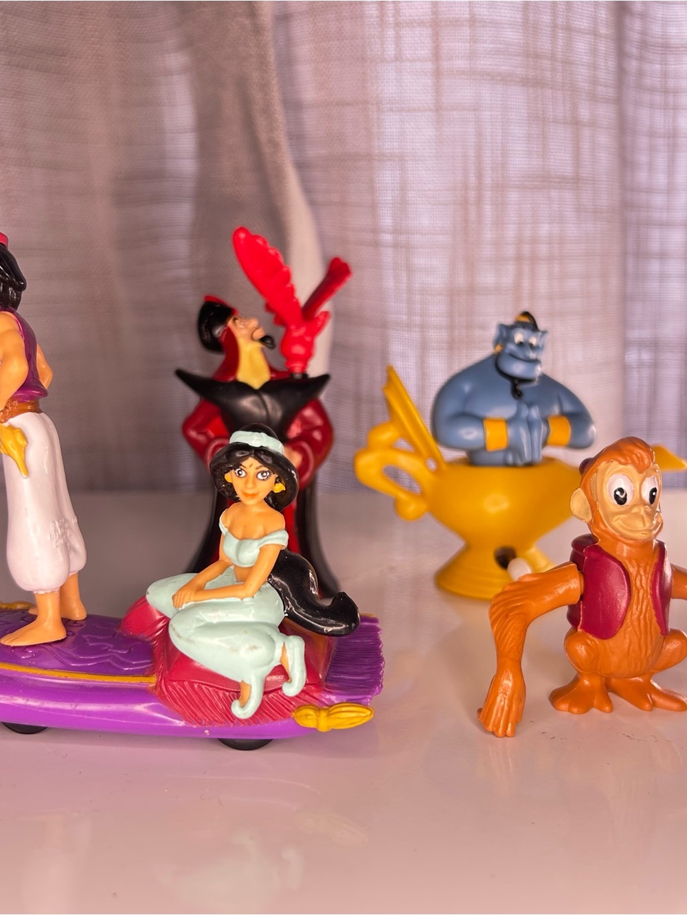 1992 Aladdin Burger King releasewith Blue Genie and Orange Monkey, flying carpet